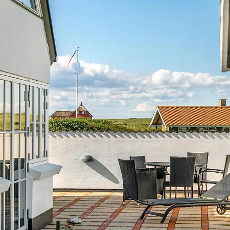 Casa de Férias Amazing Home In Frostrup With Sauna