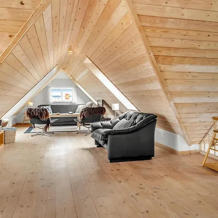 Casa de Férias Amazing Home In Frostrup With Sauna Frostrup